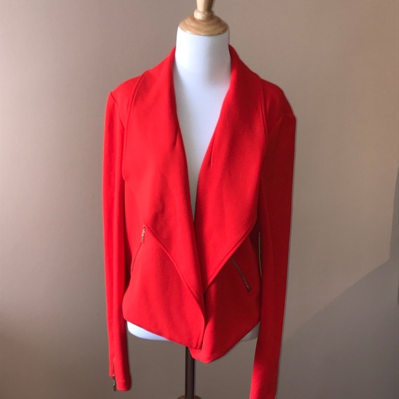 NWT Gianni Bini Boss Red Blazer with Gold Accents - Picture 6 of 12